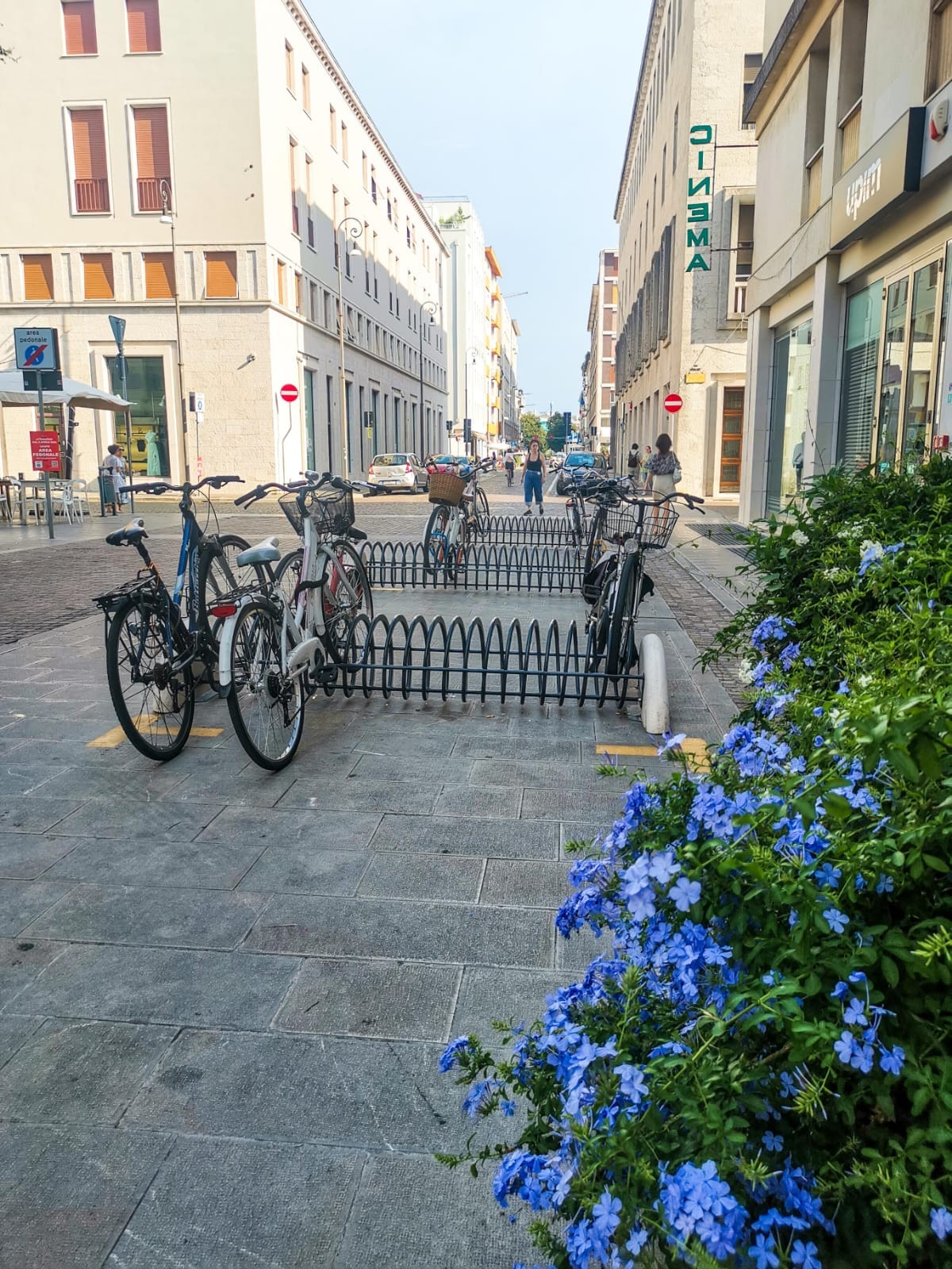 I nuovi portabici in via Savorgnana I nuovi portabici in via Savorgnana