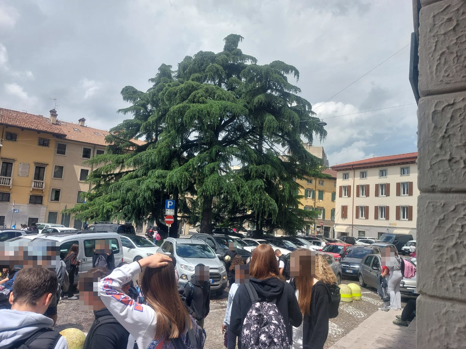 Piazza Garibaldi pedonale è realtà