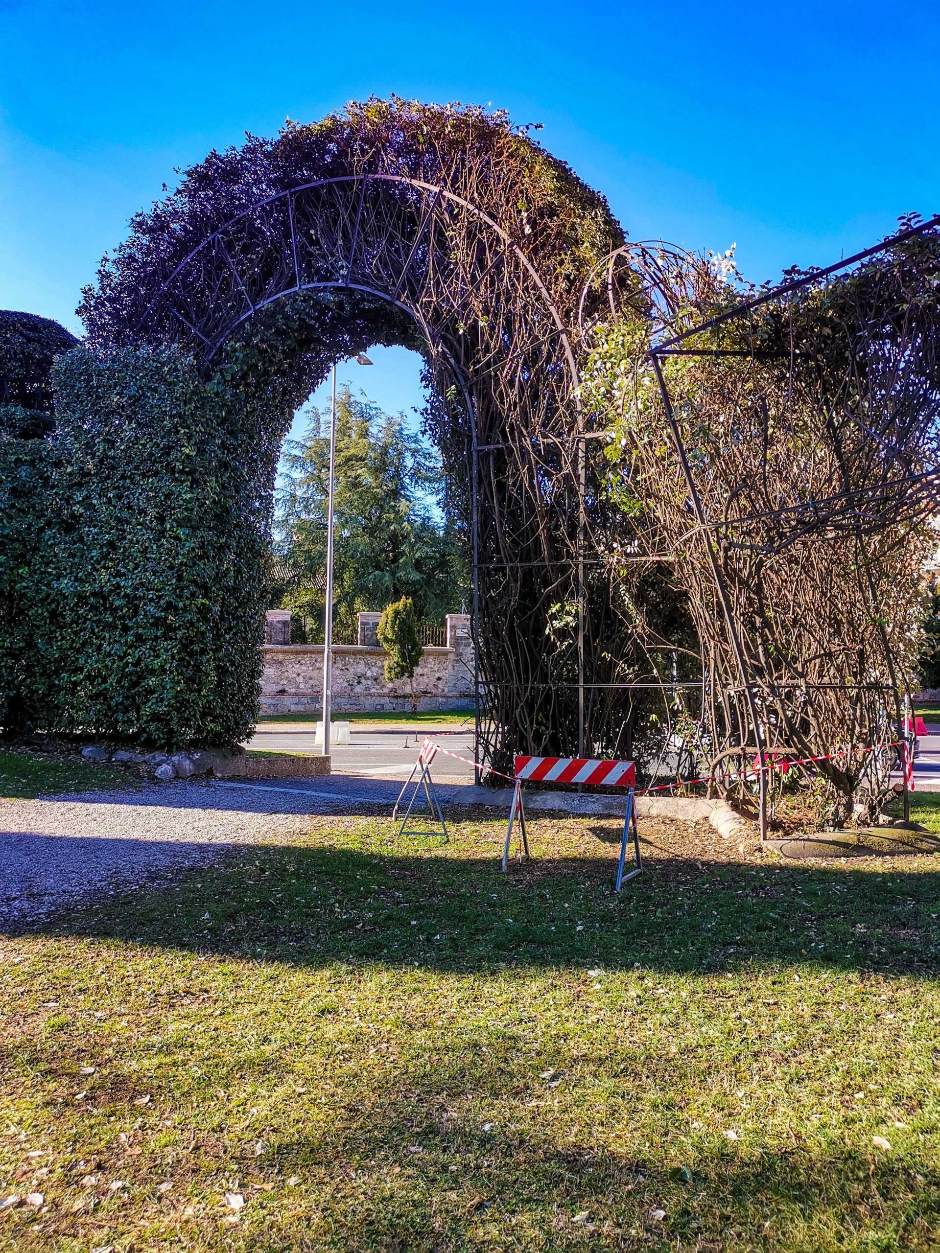 Le transenne all'arco gilberti Le transenne all'arco gilberti