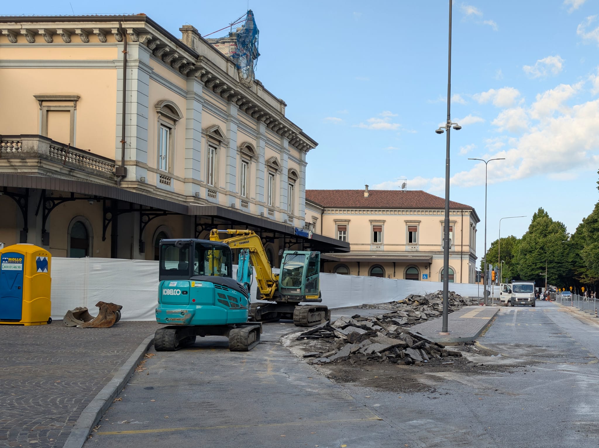 piazzale della stazione cantiere piazzale della stazione cantiere