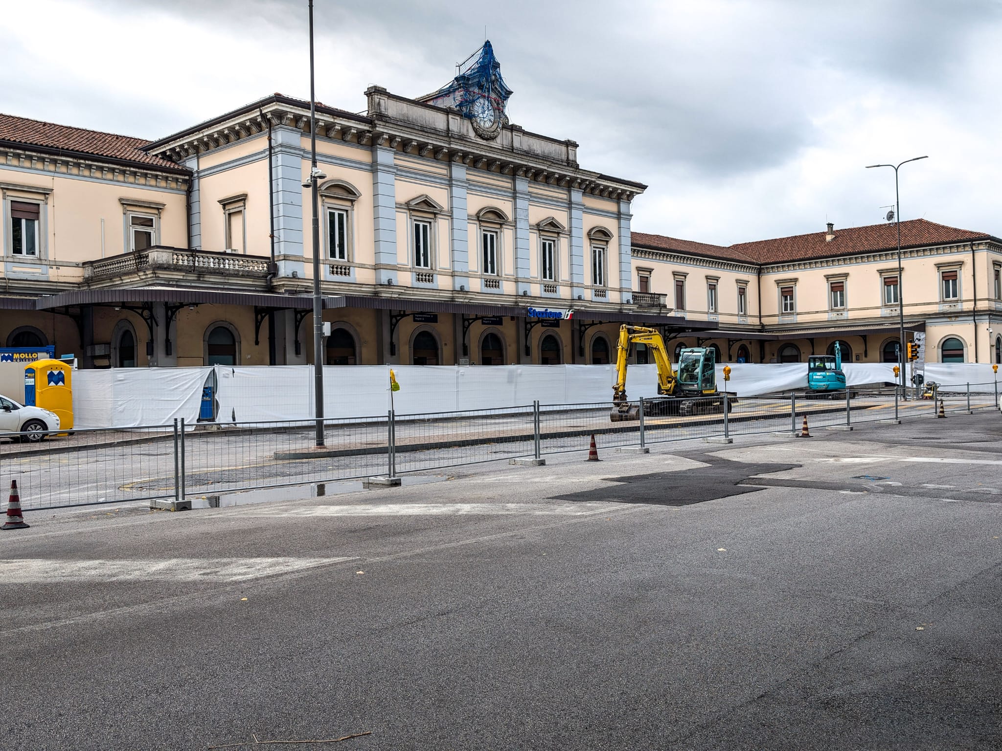piazzale della stazione pavimentazione piazzale della stazione pavimentazione