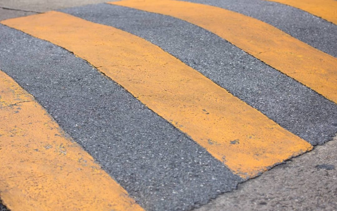 Sicurezza stradale: nuovi dossi e attraversamenti pedonali rialzati