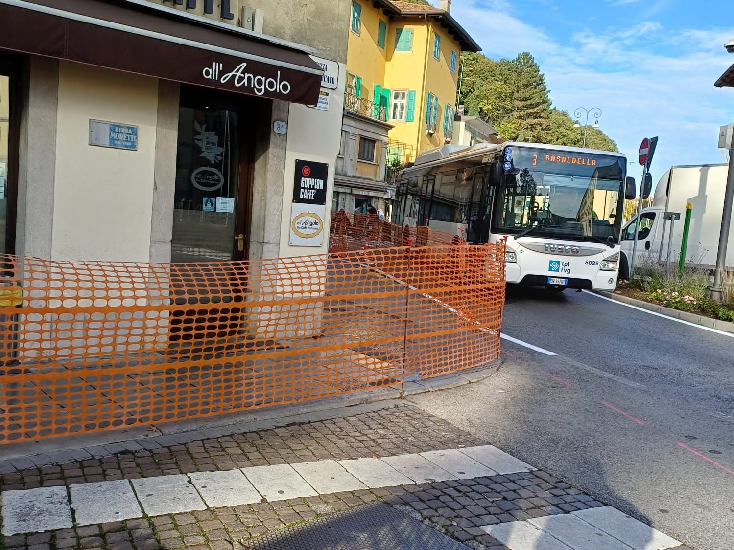 Percorsi pedonali accessibili piazza Patriarcato Percorsi pedonali accessibili piazza Patriarcato
